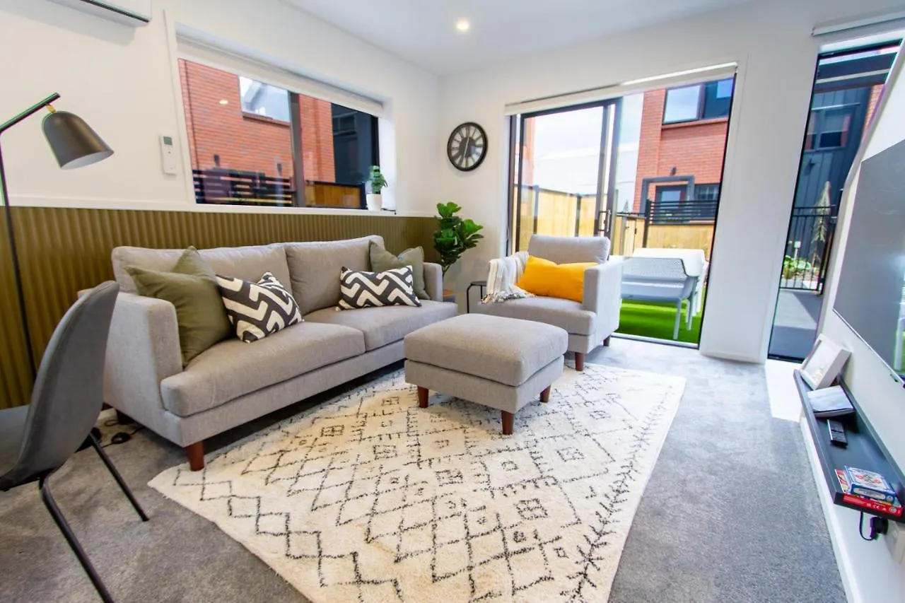 New Sophisticated City Pad location