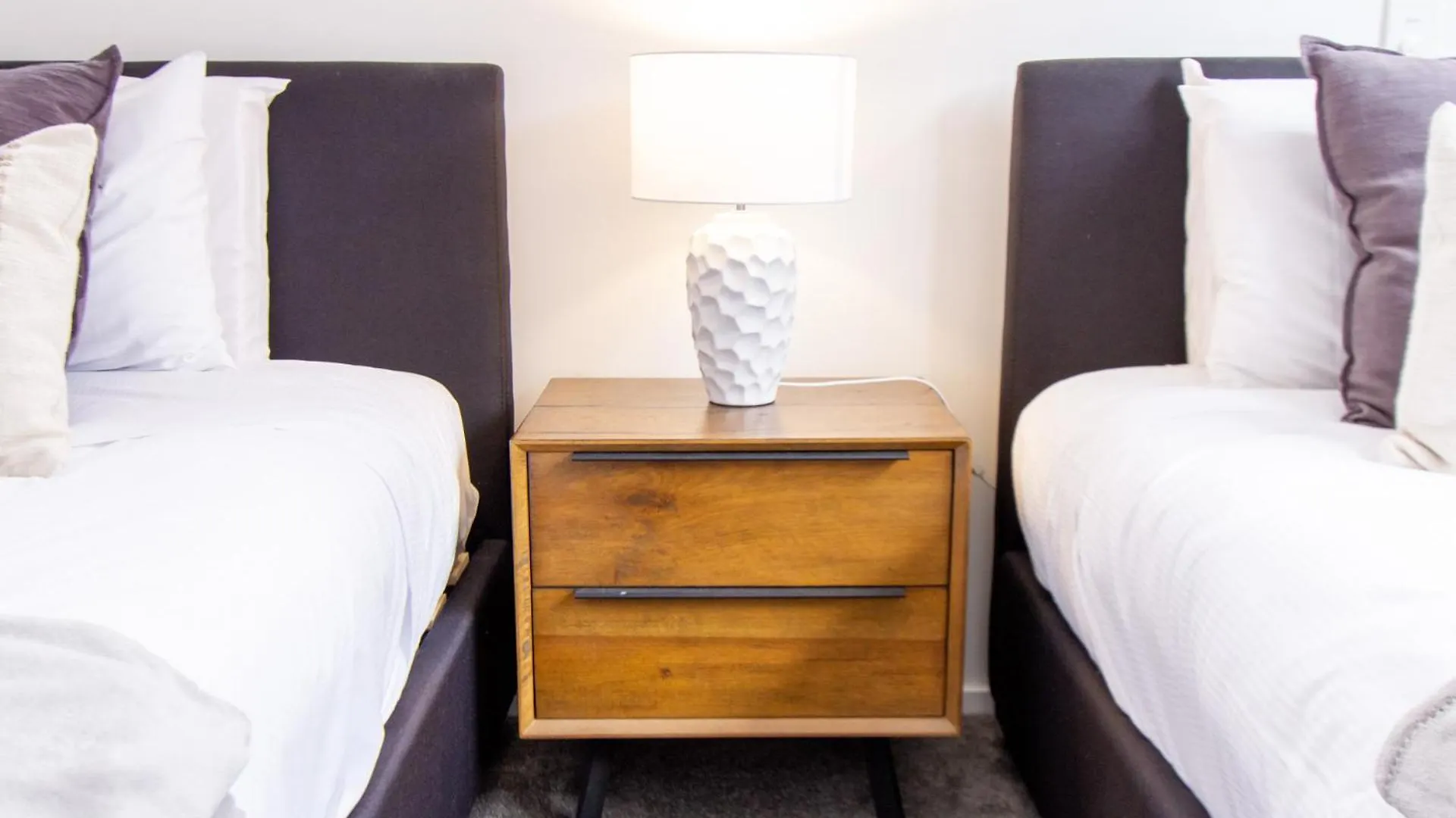 New Sophisticated City Pad Apartment Christchurch