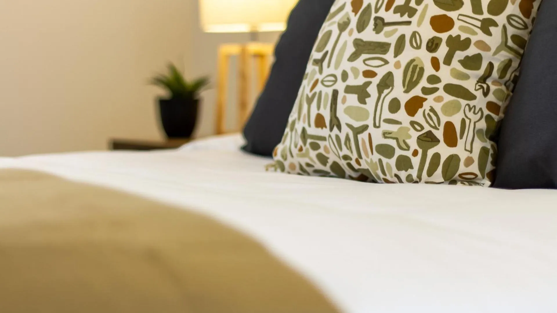 New Sophisticated City Pad Apartment Christchurch 0*,